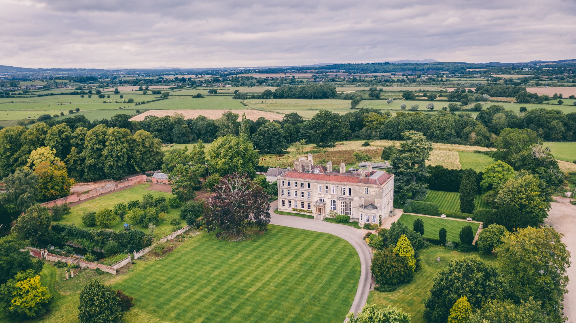 Rewild Things – Elmore Court Estate — photo 4
