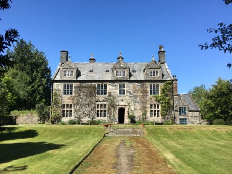 Glyn Cywarch is a historic house in Wales