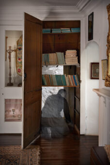 Traquair House priest hole and ghost