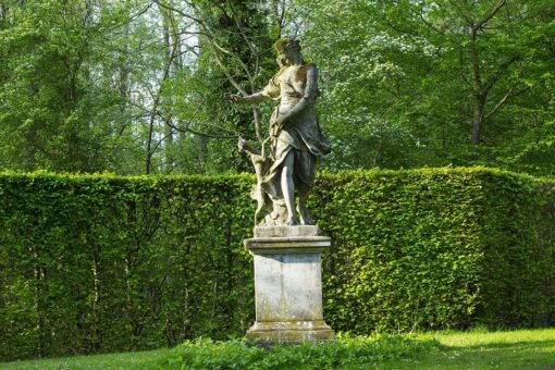 St Paul's Walden Bury