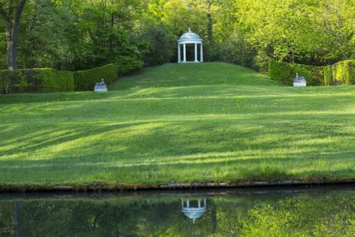 St Paul's Walden Bury