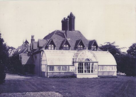 Houghton Lodge Gardens