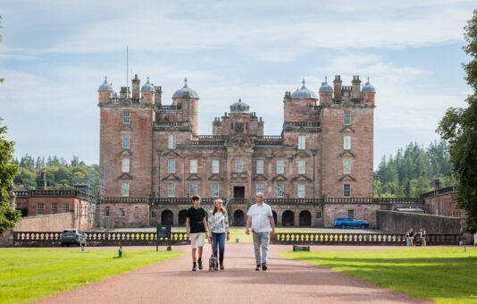 Drumlanrig Castle