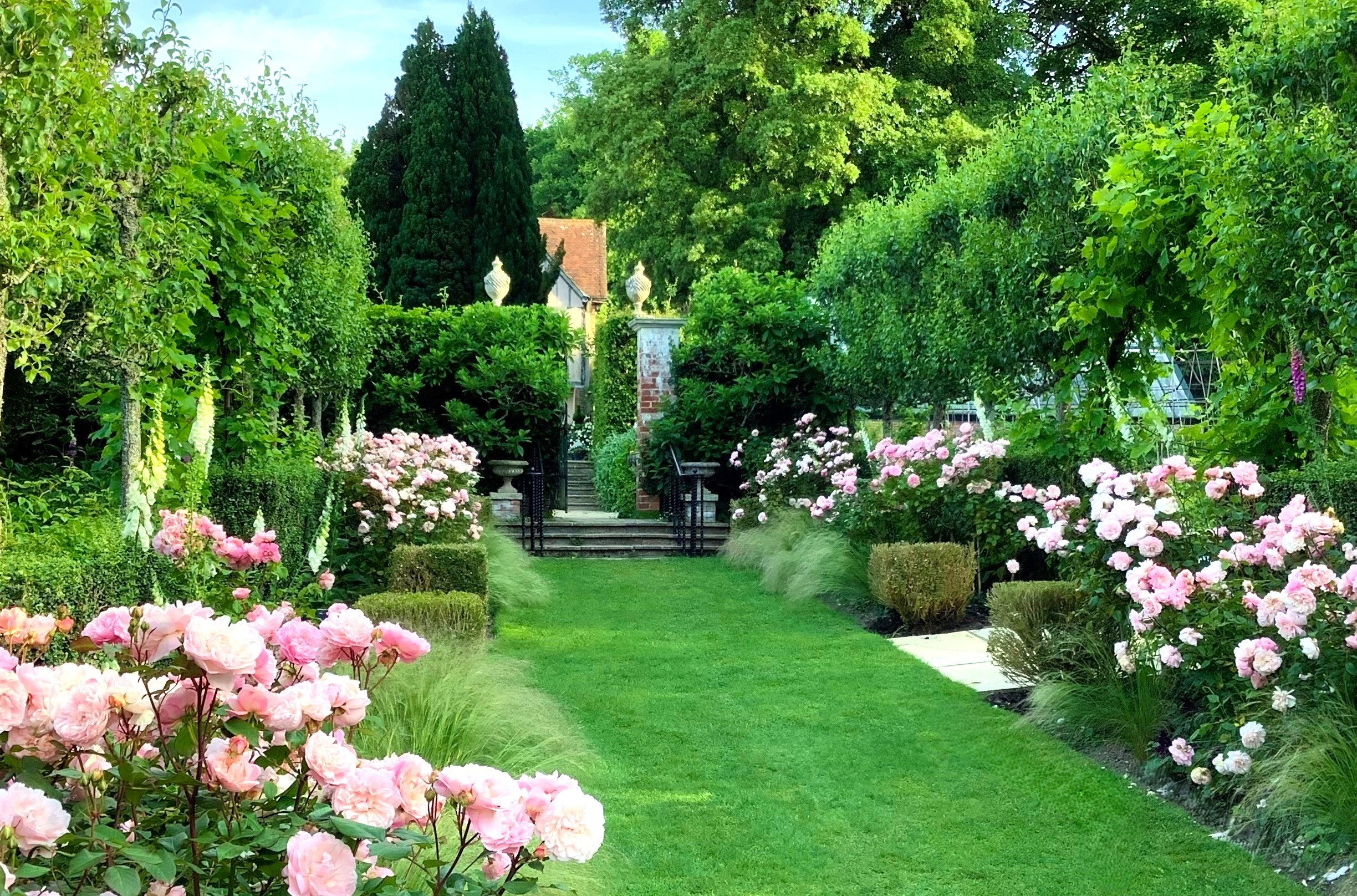 Pashley Manor Gardens – Historic Houses | Historic Houses