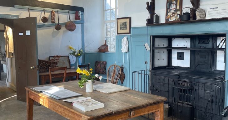 Cogges Manor Farm